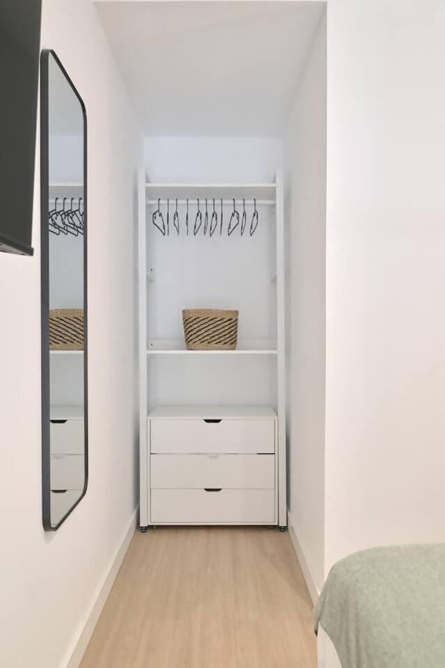 Bedroom, wardrobe