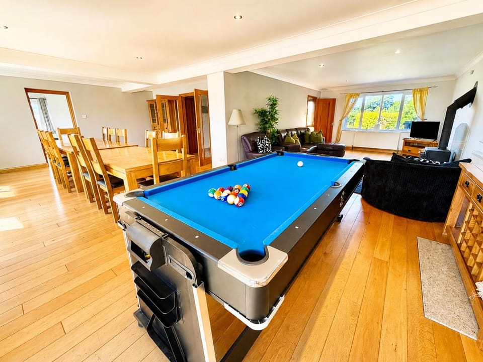 Billiard
