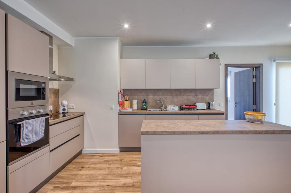 Stella Maris - 'Star of the Sea' Penthouse-Sliema Apartment in Sliema