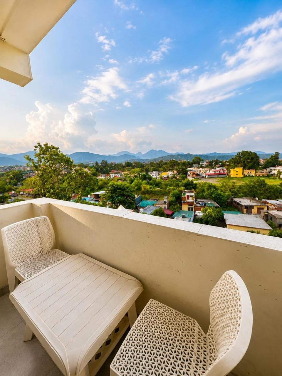 Hotel Royal Orbit By Arony Hospitality Dehradun Hotel in Dehradun