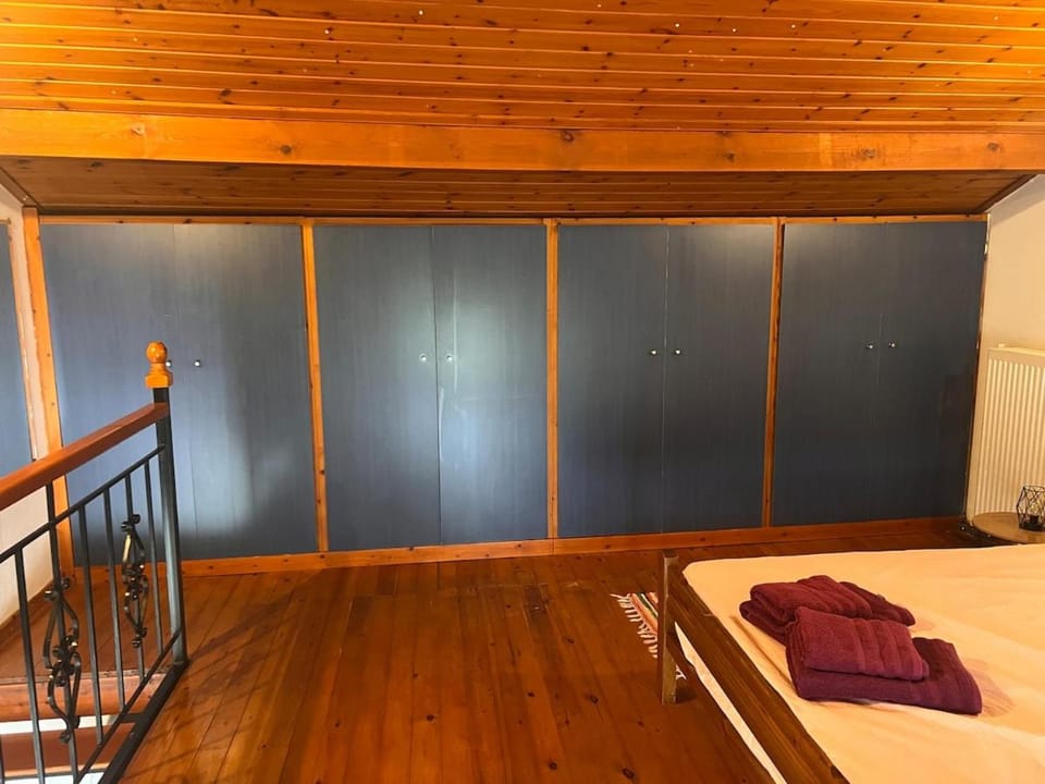 Monolithos House in Decentralized Administration of Macedonia and Thrace