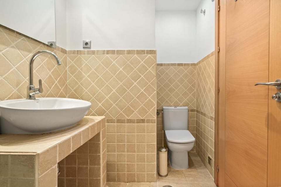Toilet, Bathroom