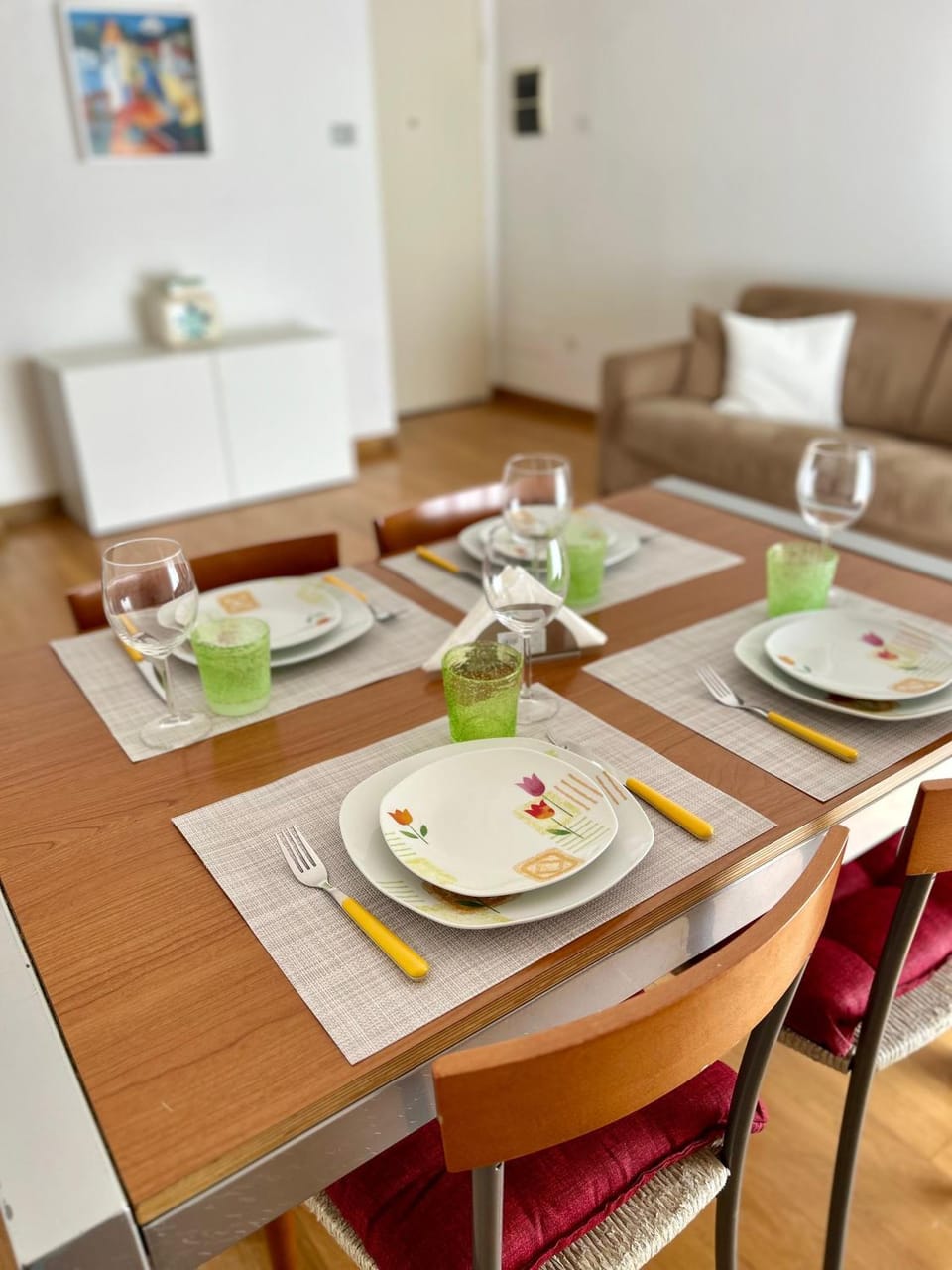 Living room, Dining area