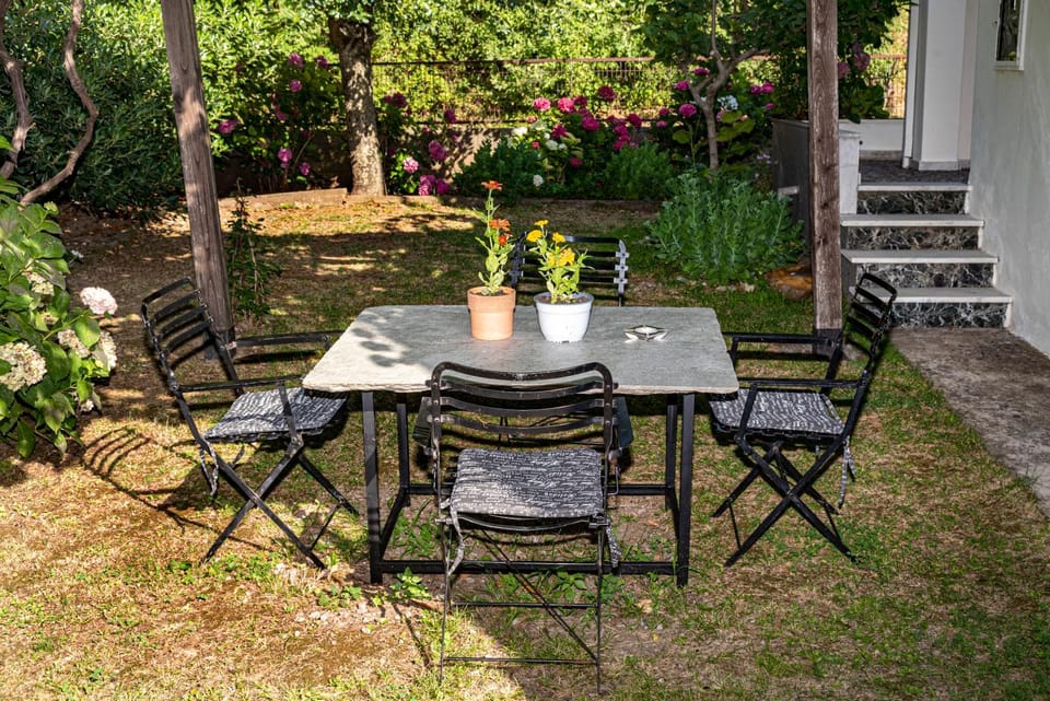 Patio, Garden