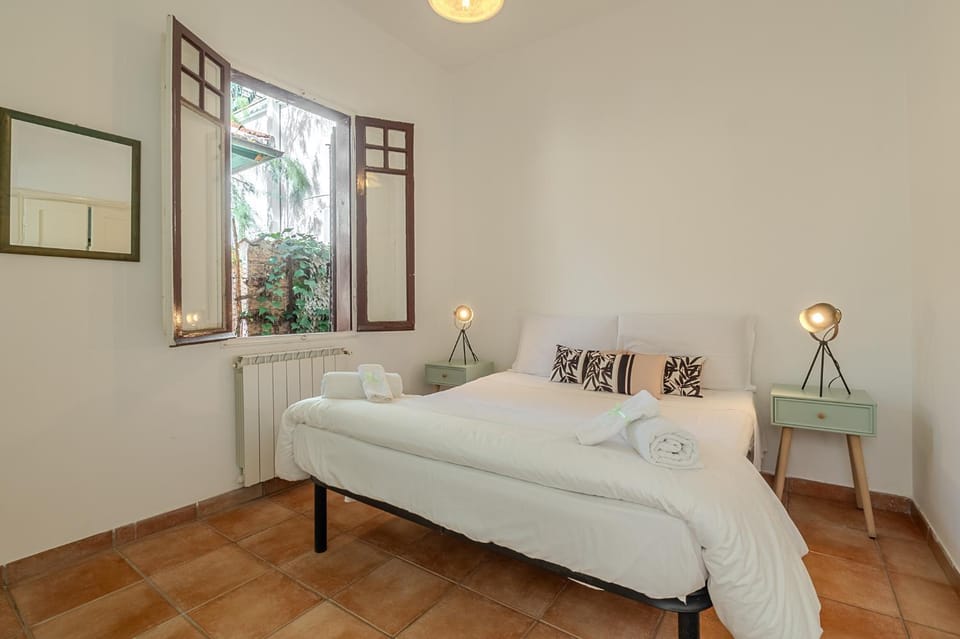Bed, Photo of the whole room, Bedroom, heating, internet, towels, towels