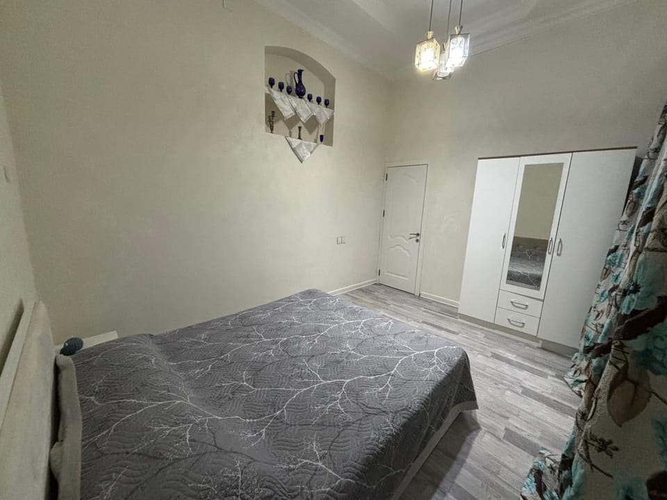 Bed, Photo of the whole room, Bedroom, wardrobe