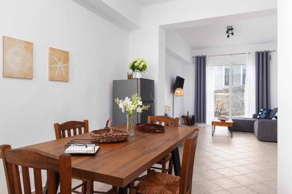 Andros Apartments with Free Parking Apartment in Decentralized Administration of the Aegean