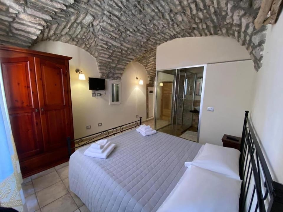 La Vecchia Torre Bed and Breakfast in Bosa