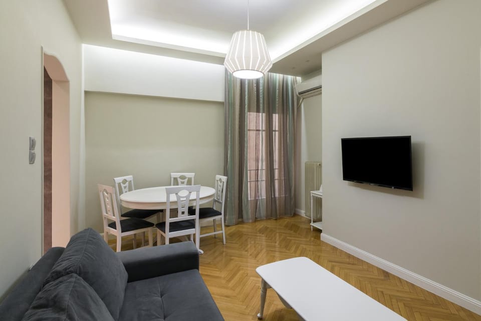 Centrally Located Apt for 3 People Apartment in Athens