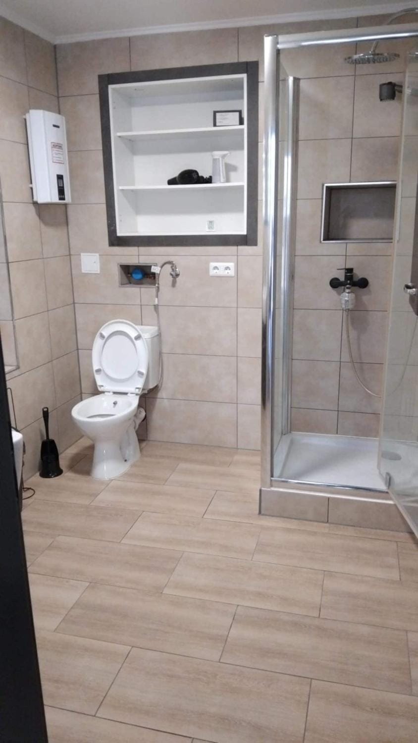 Shower, Toilet, Bathroom