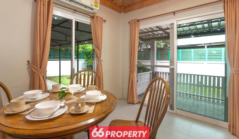 Nimman Home with Cozy Patio - Workspace w Screen House in Chiang Mai