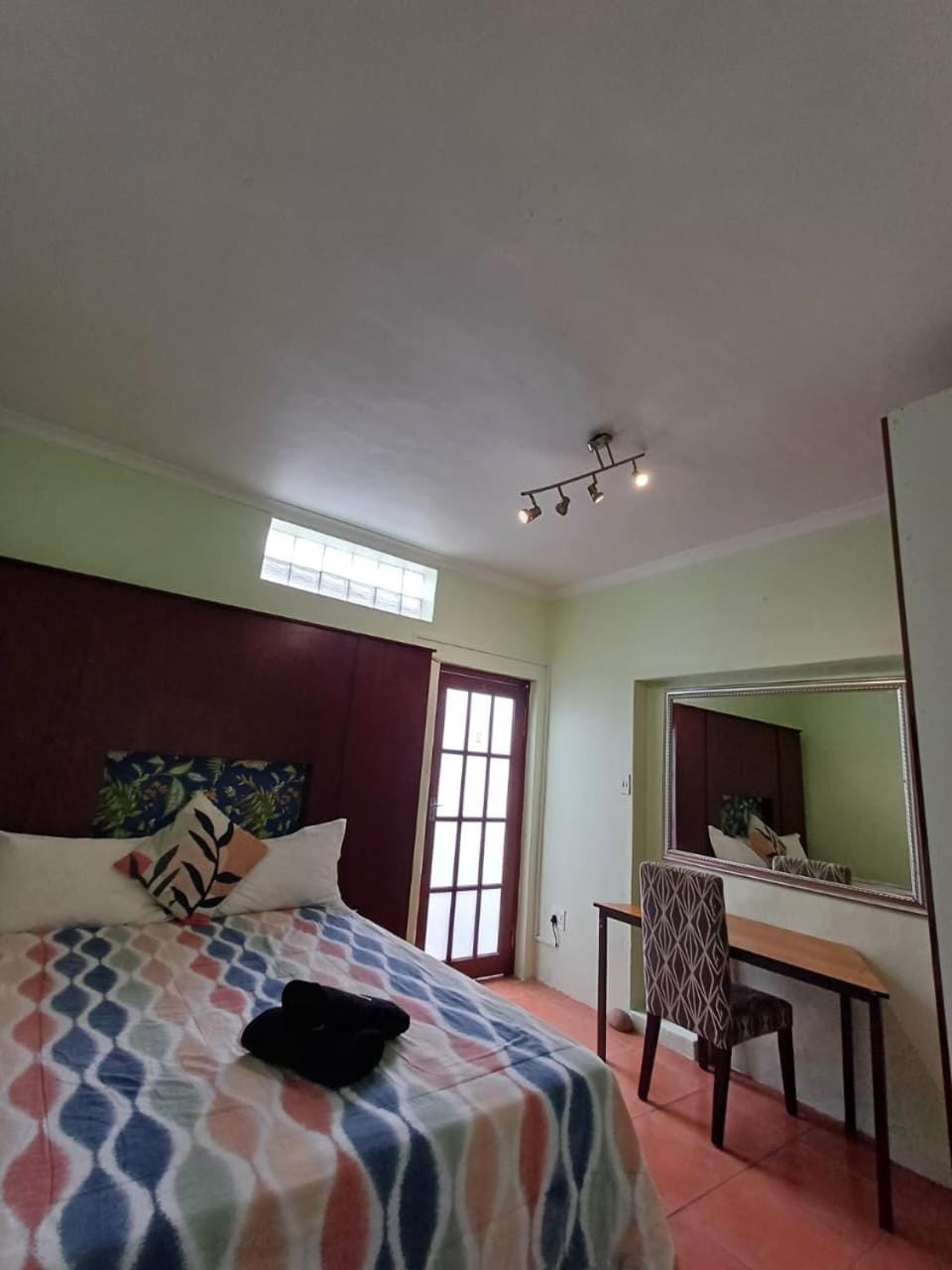 Overnight Lodge Vacation rental in Cape Town