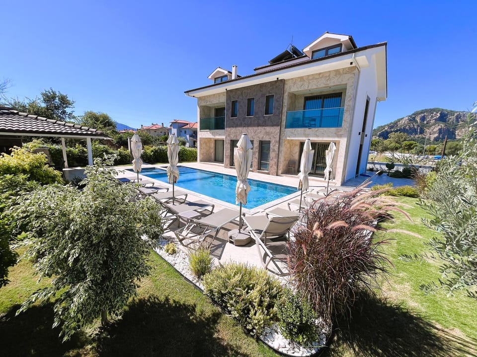 Villa SAHRA EXCLUSIVE DALYAN - Family-Friendly Luxury Villa in Dalyan Centre with Large Private Pool & Garden Villa in Dalyan