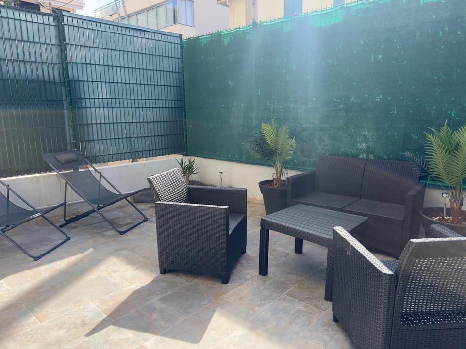 Patio, Day, Garden, View (from property/room), Balcony/Terrace, Balcony/Terrace, Seating area