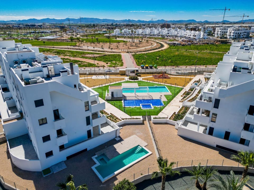Pool view, Swimming pool, sunbed