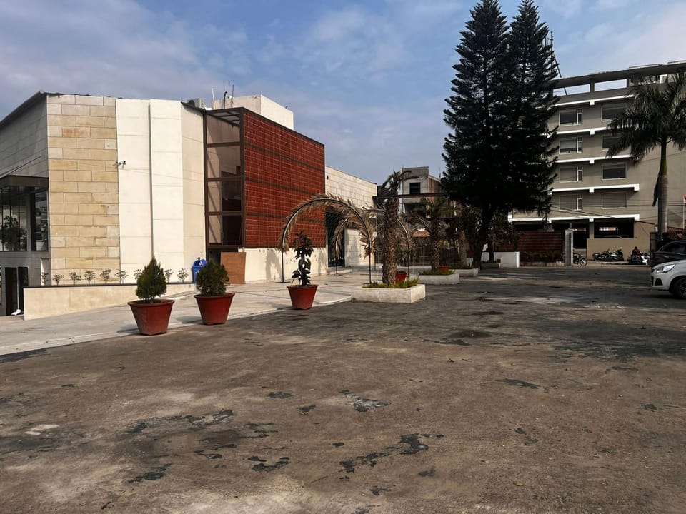 Property building, Parking