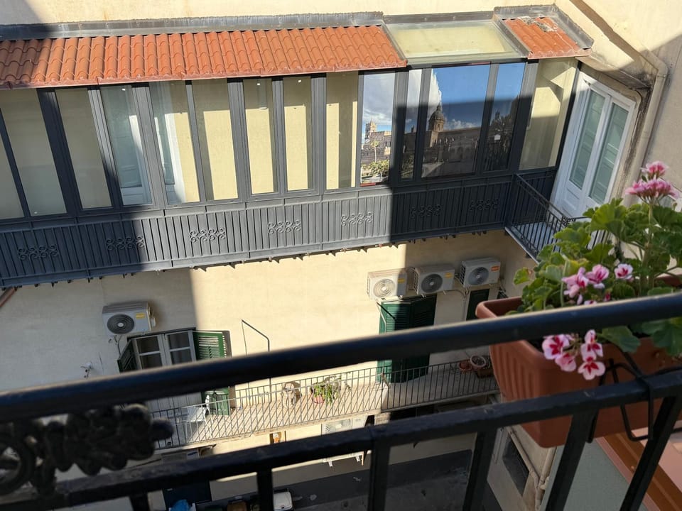 HrD Luxury Rooms Bed and Breakfast in Palermo