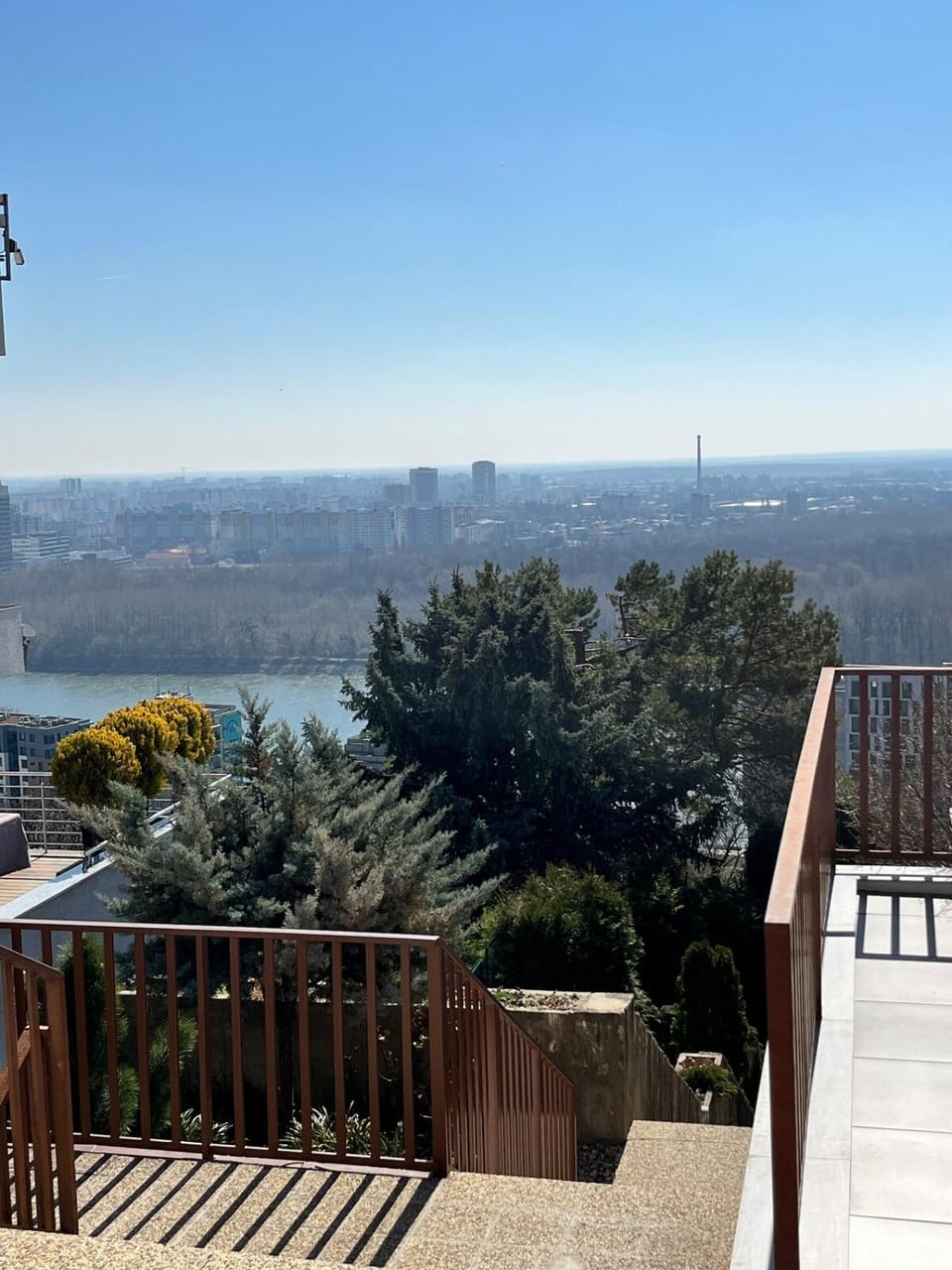 Amazing view of the river Donau Apartment in Bratislava