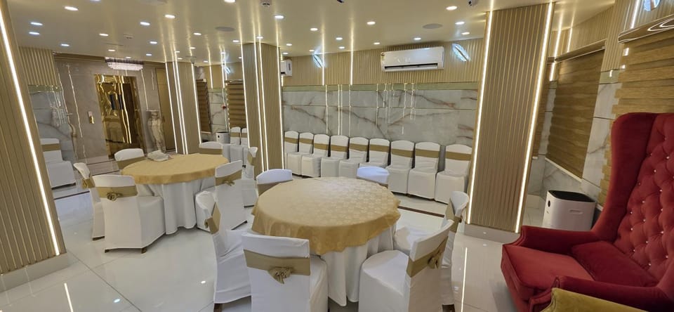 HOTELLEOs Hotel in Kolkata
