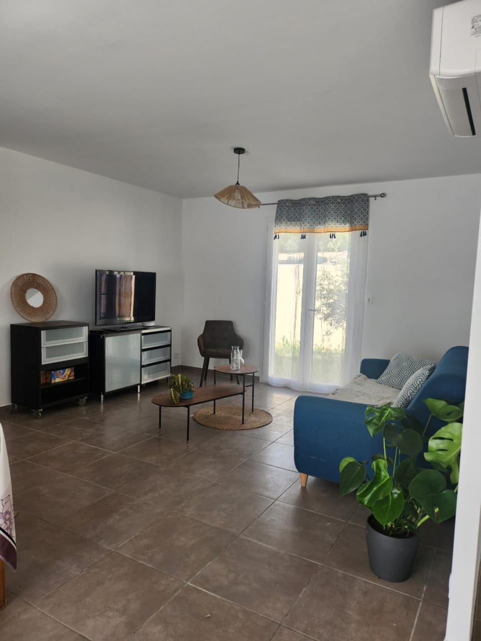 VILLA avec piscine clim jolie vue Camargue Villa in Provence-Alpes-Côte d'Azur