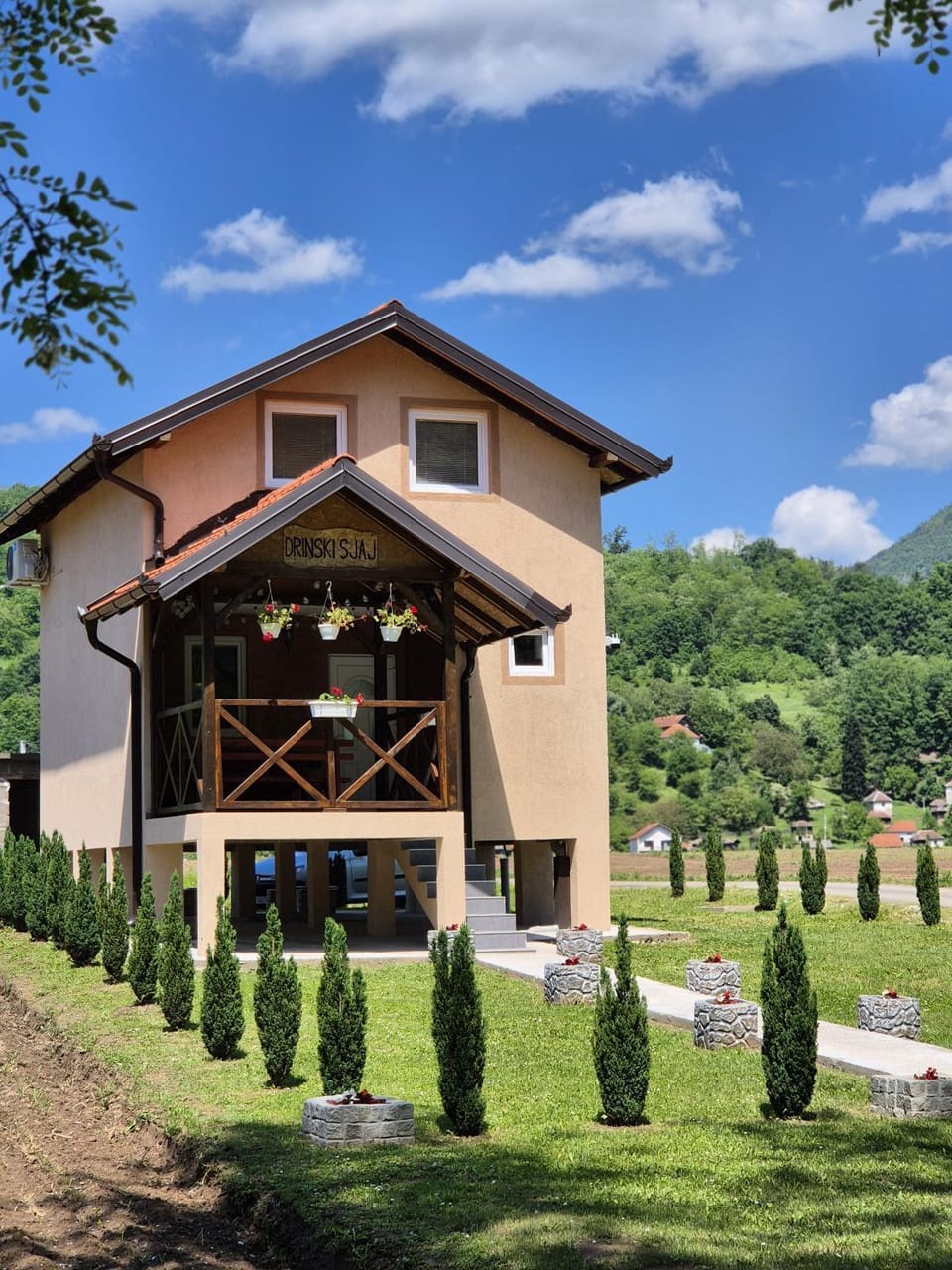 Drinski sjaj House in Serbia