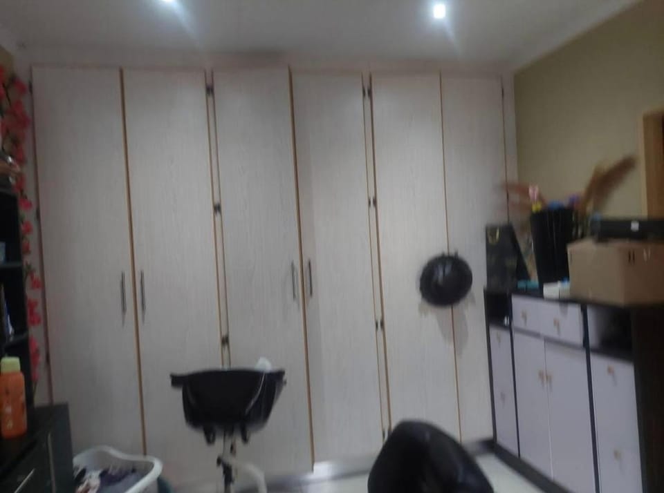 V&k PROPERTIES Apartment in South Africa