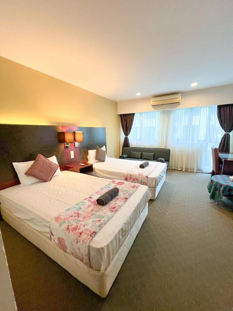 KK City Centre Ming Garden 2pax Twin Studio Apartment in Kota Kinabalu