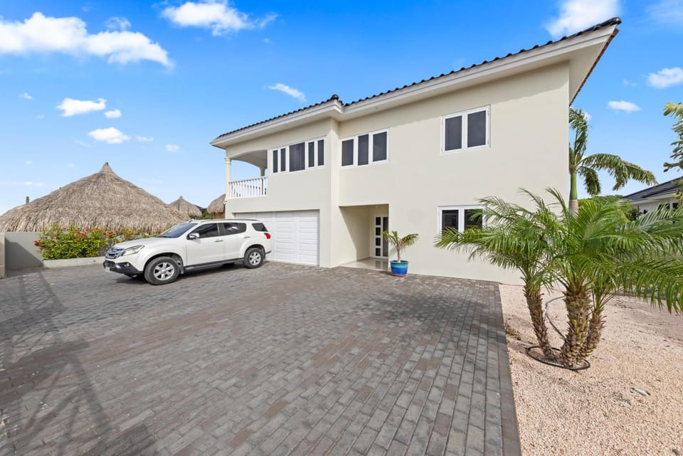 Property building, Parking