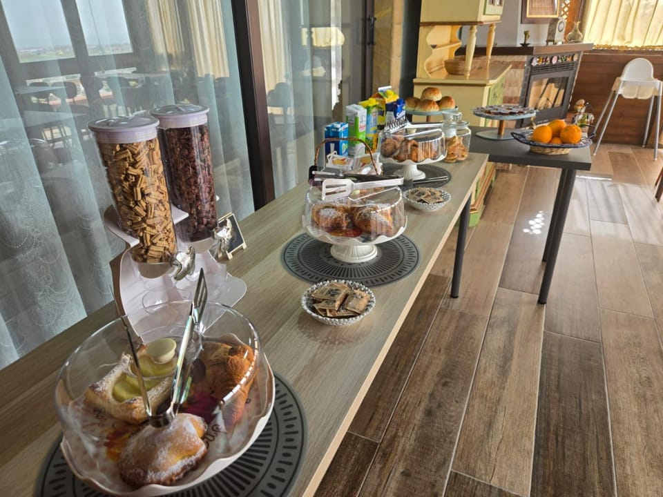 Buffet breakfast