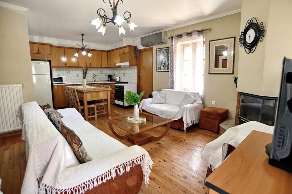 Living room, kitchen