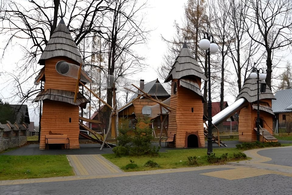 Neighbourhood, Children play ground