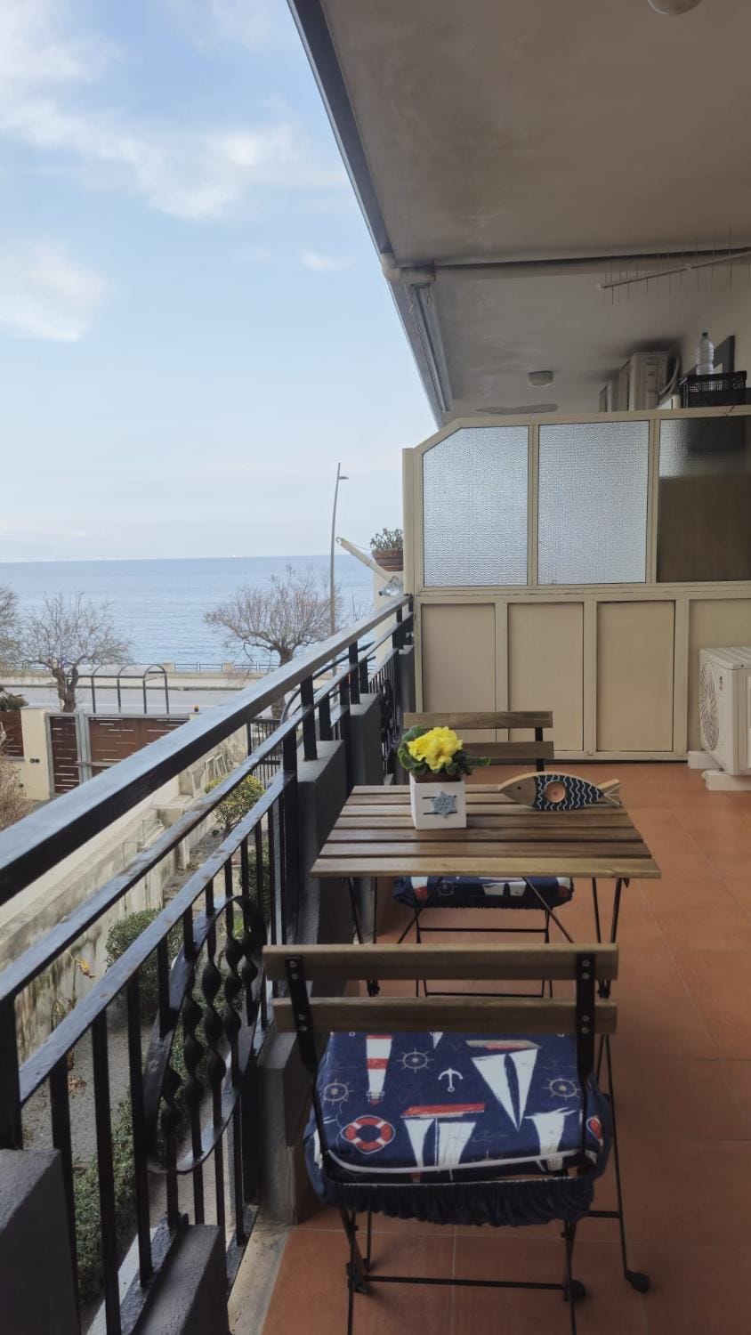 Day, View (from property/room), Balcony/Terrace, Dining area