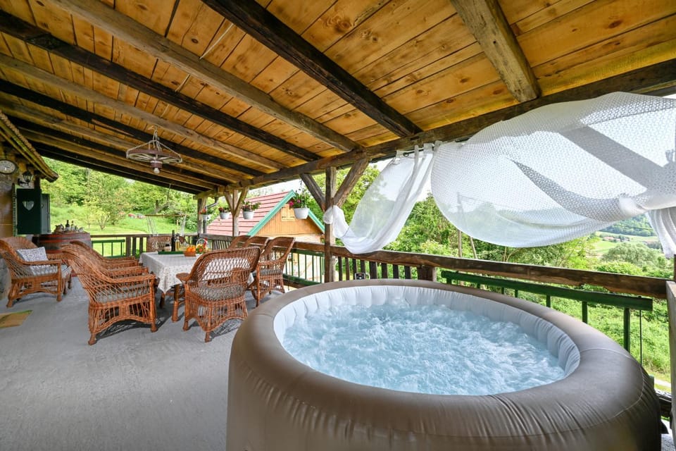 Day, Hot Tub, Balcony/Terrace, Spa and wellness centre/facilities
