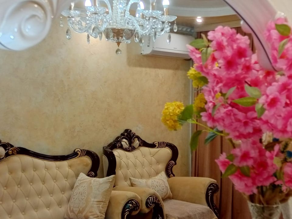 3 Rooms of the Sun Almaty Center Apartment Apartment in Almaty