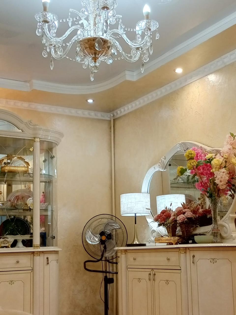 3 Rooms of the Sun Almaty Center Apartment Apartment in Almaty