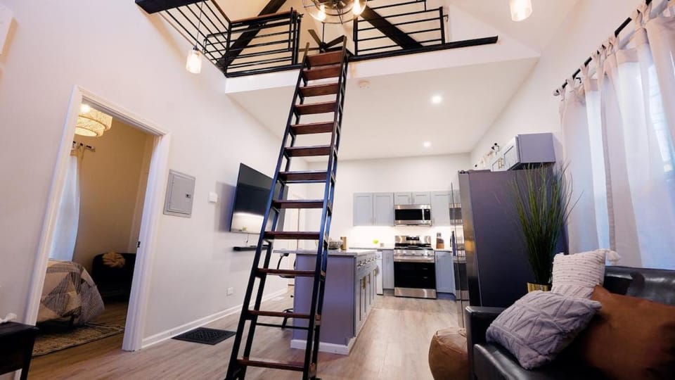 May Private Loft Apartment - 15 Min from Downtown Apartment in Englewood