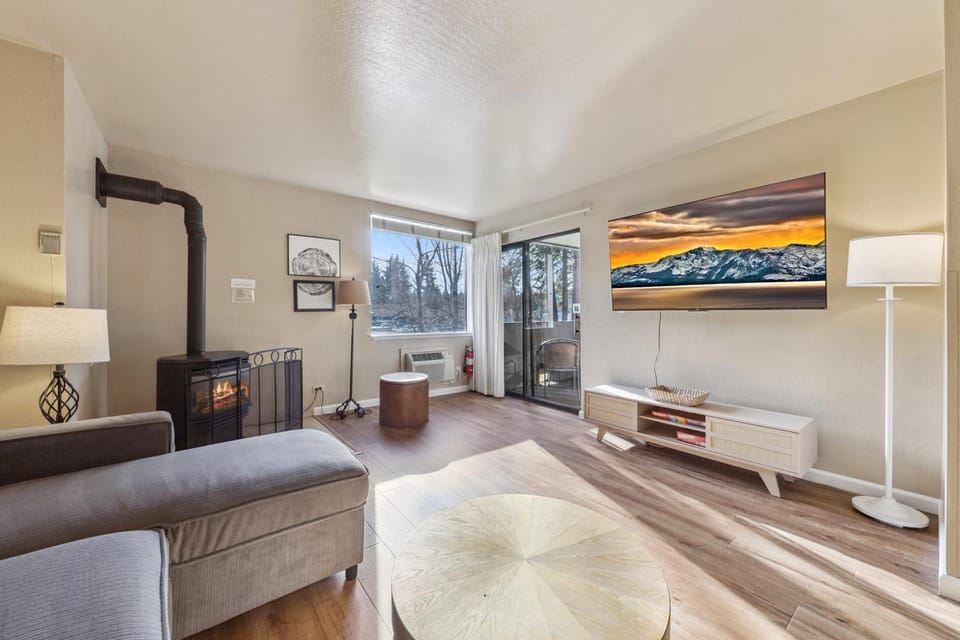 Walk to Lake 1BR Pool Hot Tub - Lakeland Village #104 Apartment in South Lake Tahoe