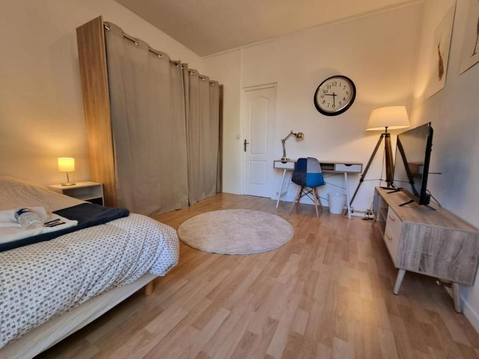Mont d'arène superbe appartement proche gare Apartment in Reims