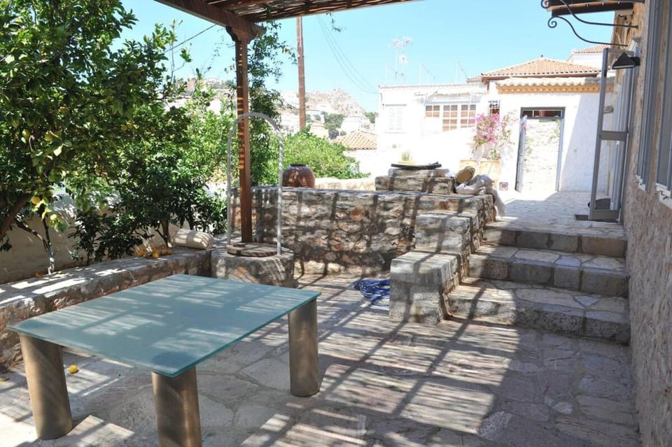 Patio, Day, View (from property/room), Dining area