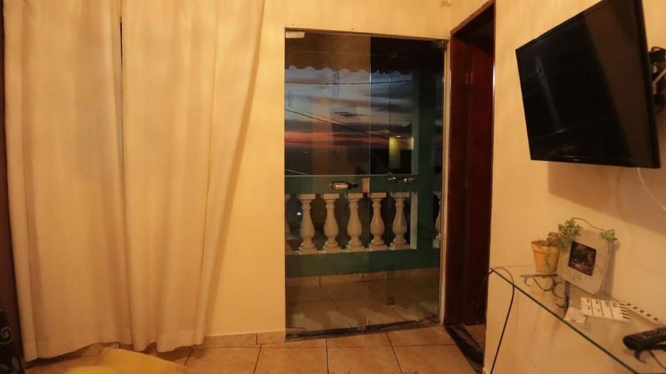 Casa estilosa, com uma vista incrível e ótima localização!! House in State of São Paulo