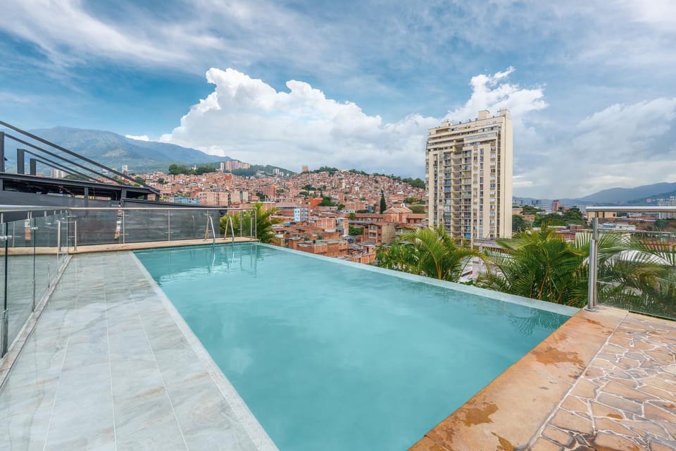 Day, Natural landscape, Pool view, Swimming pool, Swimming pool
