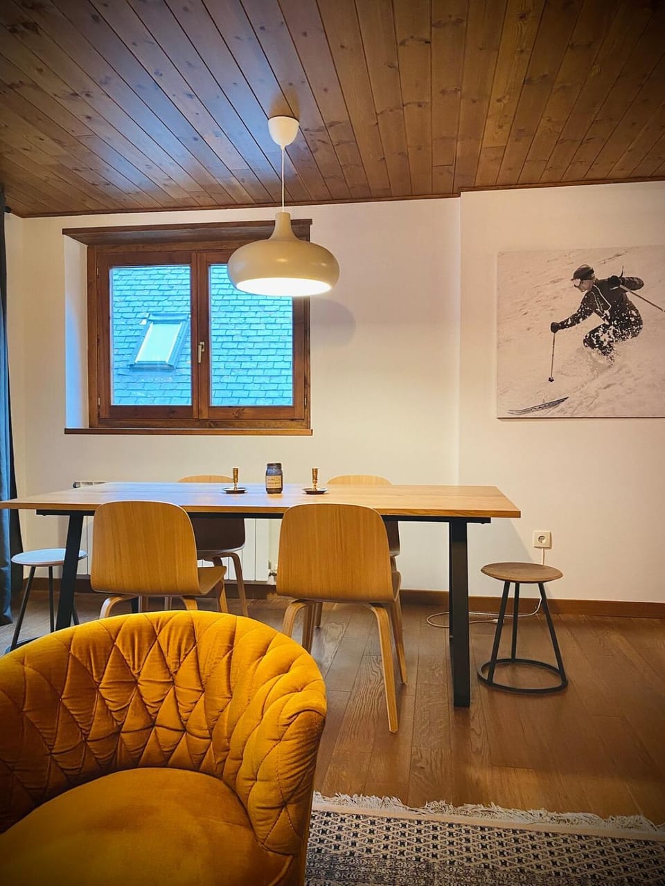Living room, Dining area