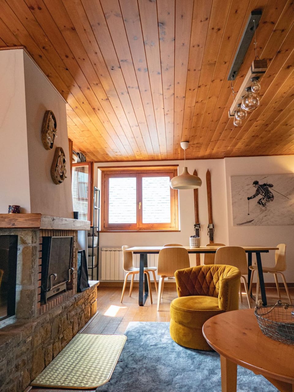 Living room, fireplace