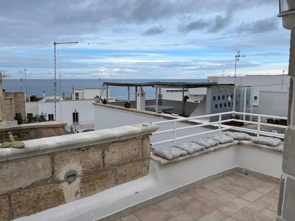 View (from property/room), Balcony/Terrace, Sea view