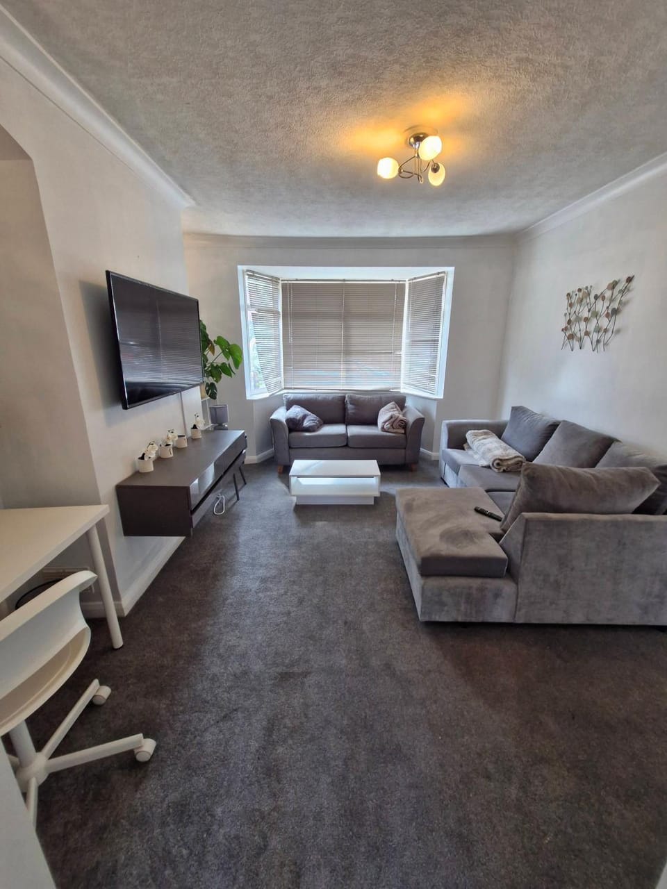 Cosy 3-Bed Home close to city and shops House in Coventry