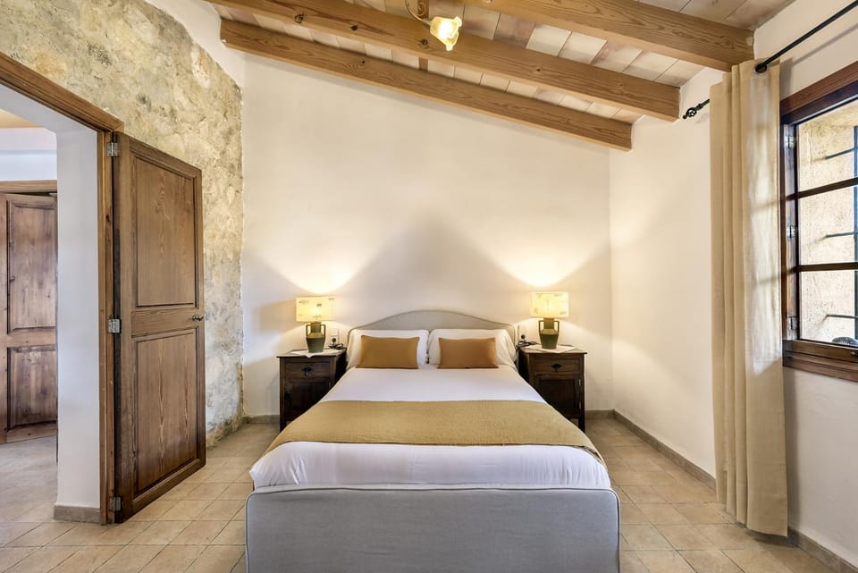 Auxella Petit Villa in Raiguer