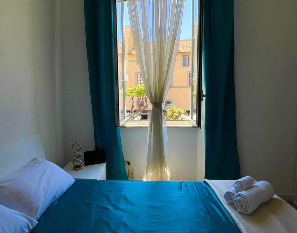 Bed, View (from property/room), Photo of the whole room, Bedroom, towels