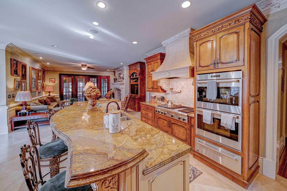 Luxury 9BR Atlanta Mansion with Pool Theater and Gathering Space House in Sandy Springs