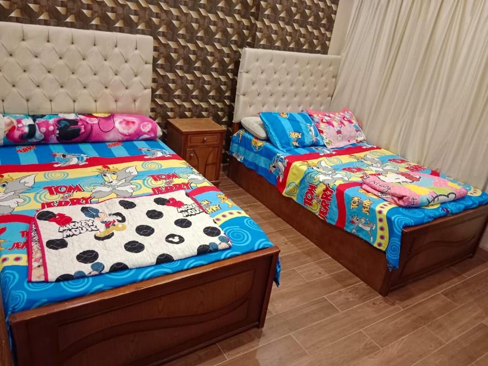 شقة ابراج اللؤلؤة علي كورنيش النيل مباشر- جميع الغرف مطله علي النيل Apartment in Cairo
