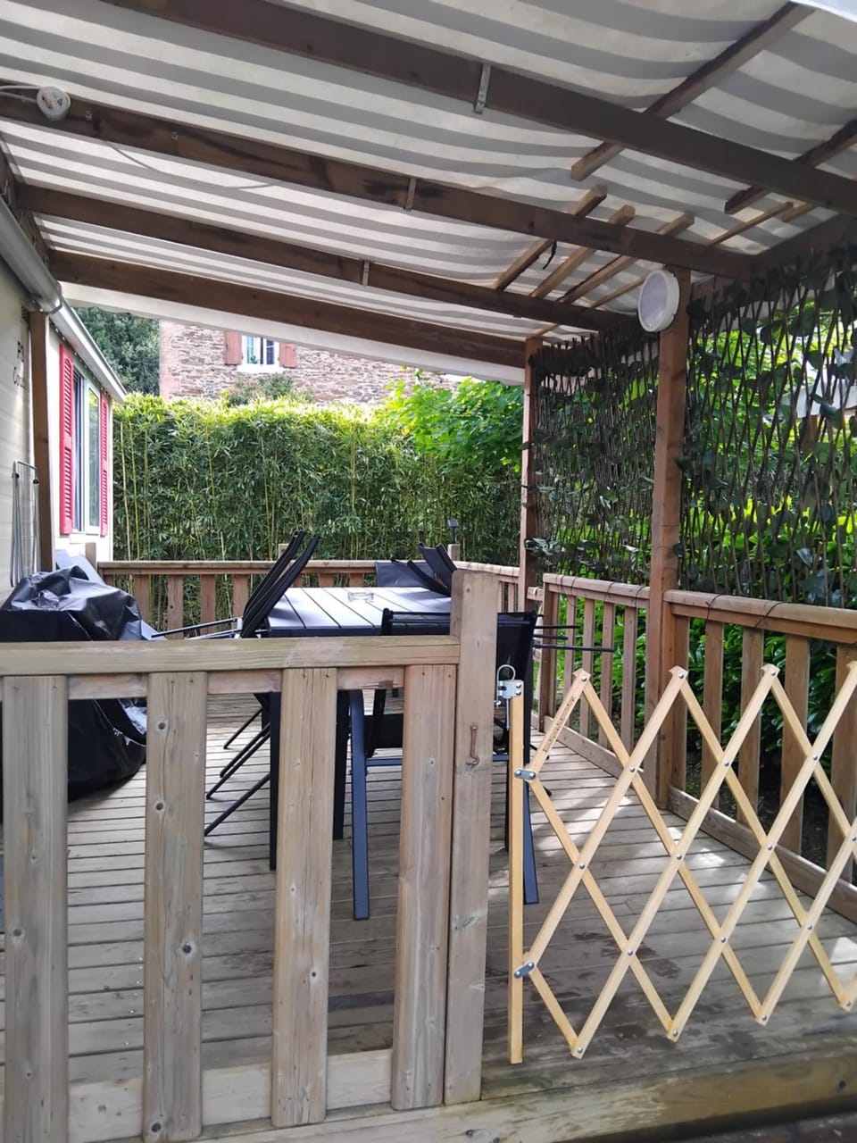 Mobil home LE COUCOU Campground/ 
RV Resort in Occitanie